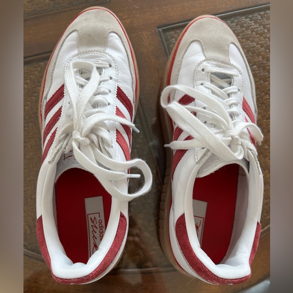 Adidas womens 9.5 red and white sneakers. Good condition! - Picture 3 of 4